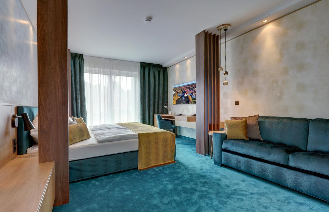 וורנדורף Hotel Im Engel מראה חיצוני תמונה